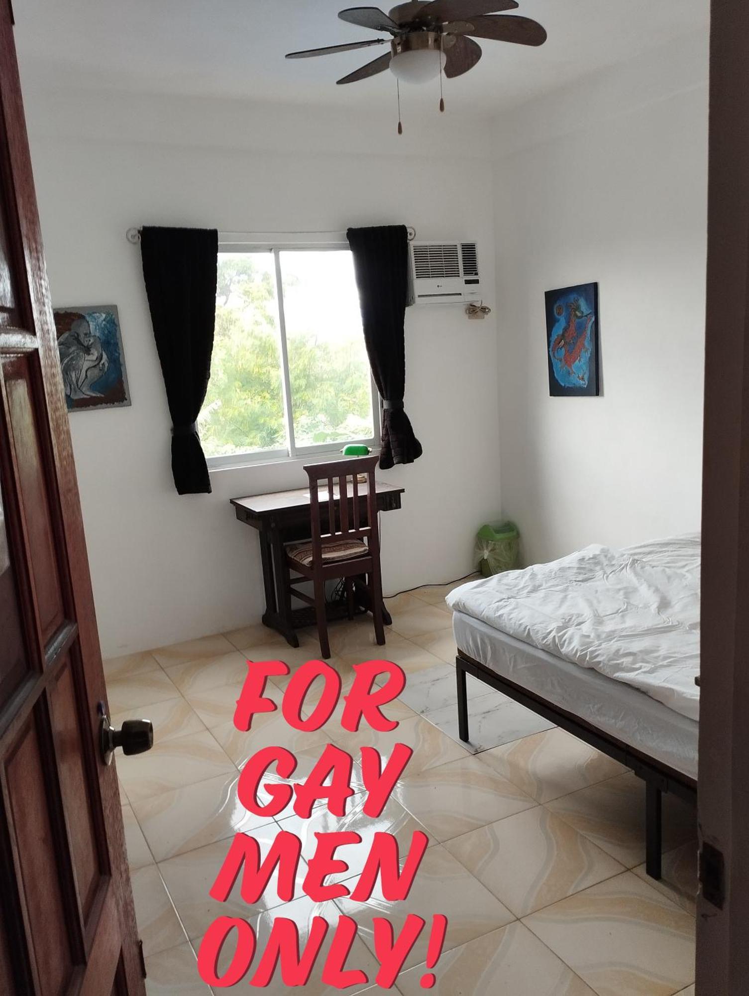 Roger'S Place Guesthouse Guest house Manoc-Manoc
